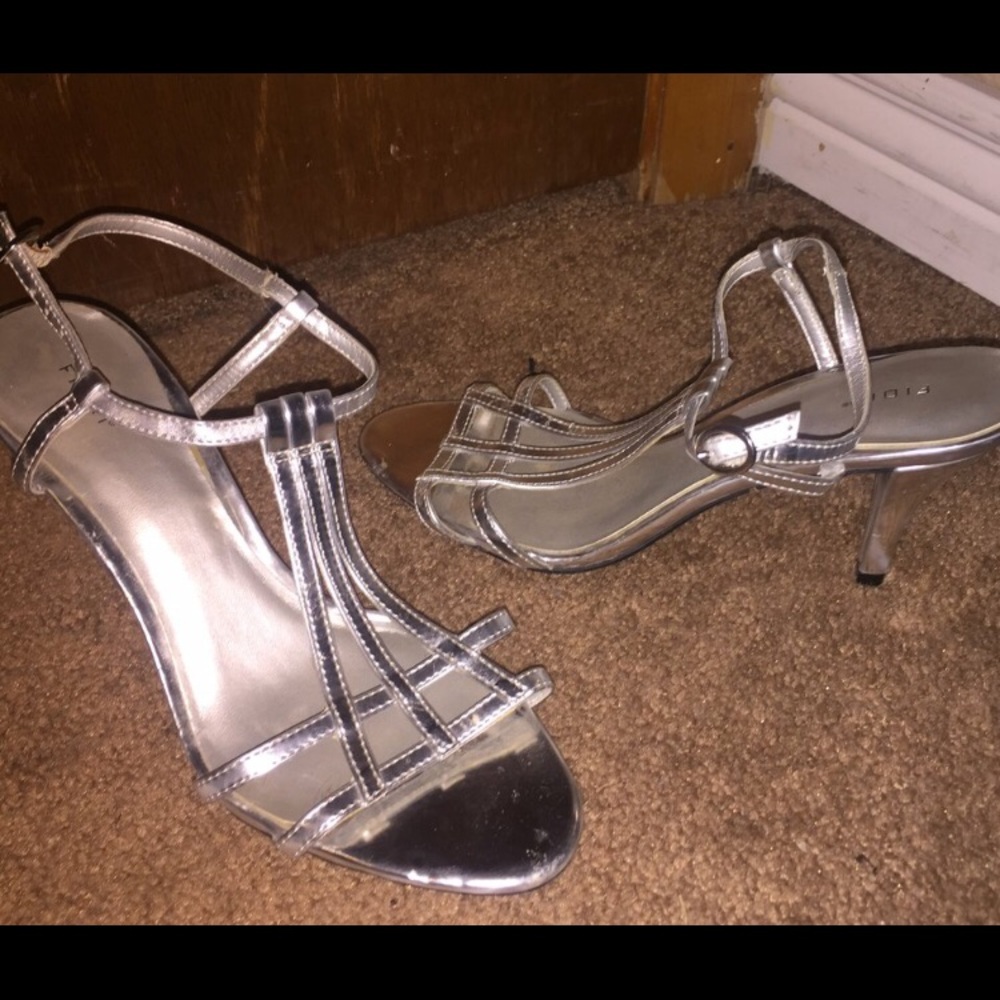 Silver throw back heels
